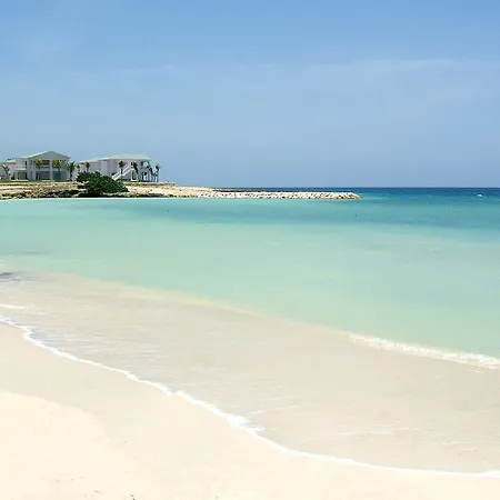 Grand Palladium Lady Hamilton Resort & Spa 
